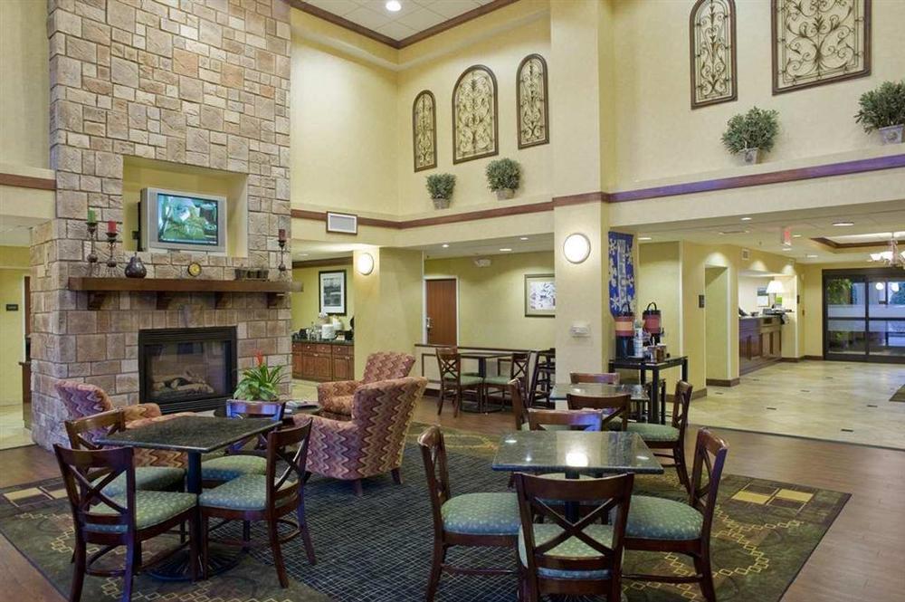 Hampton Inn & Suites Nashville-סמירנה מסעדה תמונה